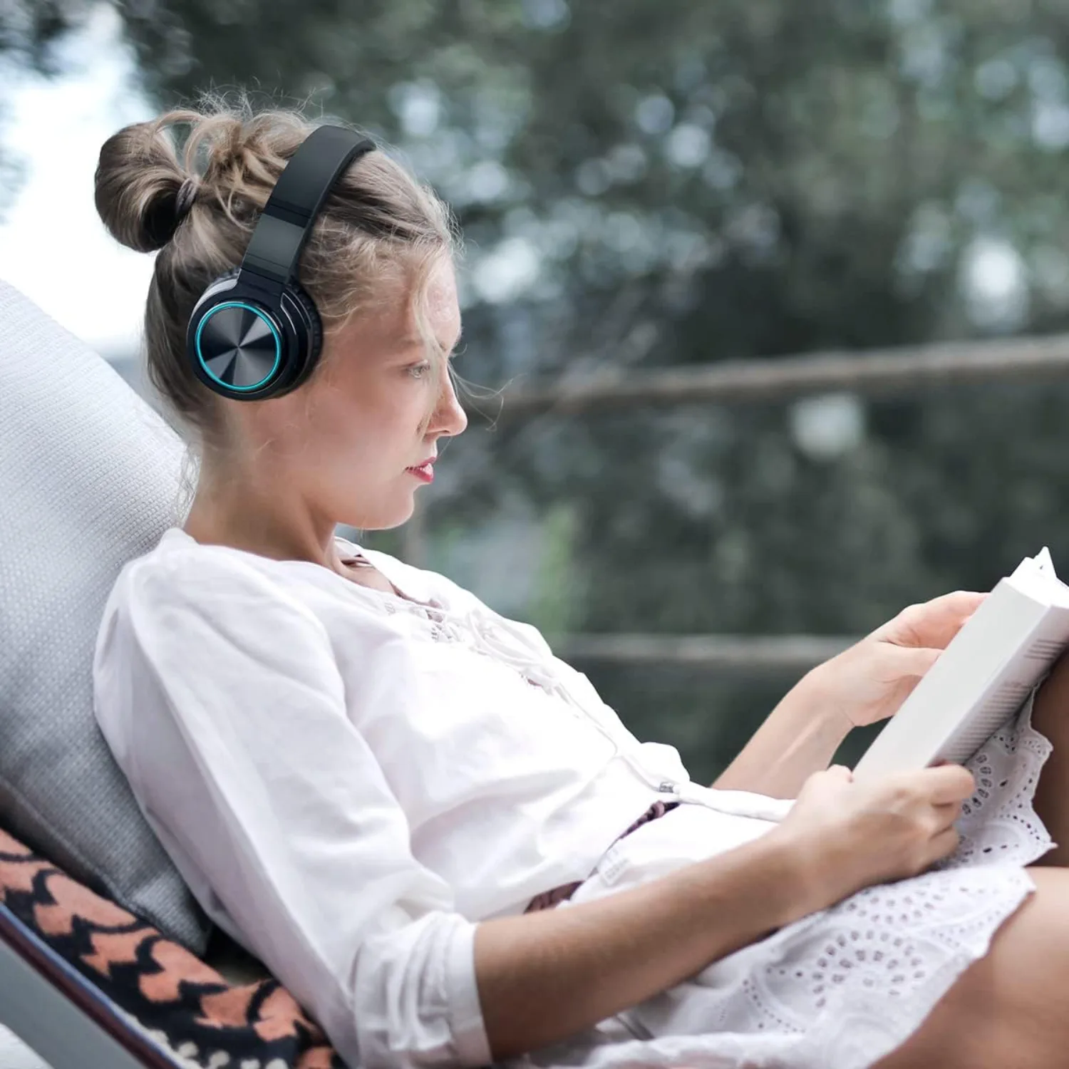 Picun B12 Wireless Headphones